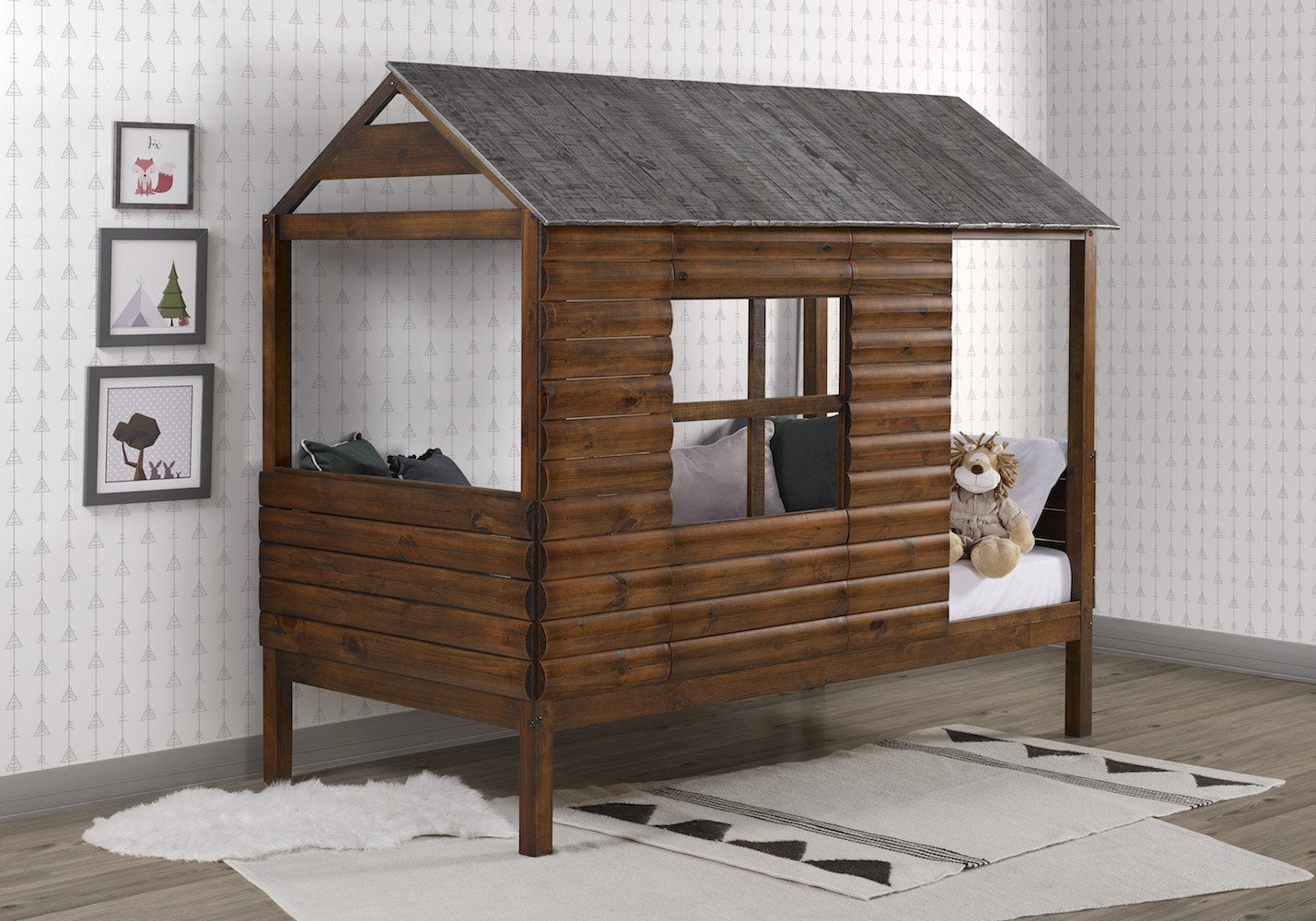 Cabin at the Lake Loft Bed