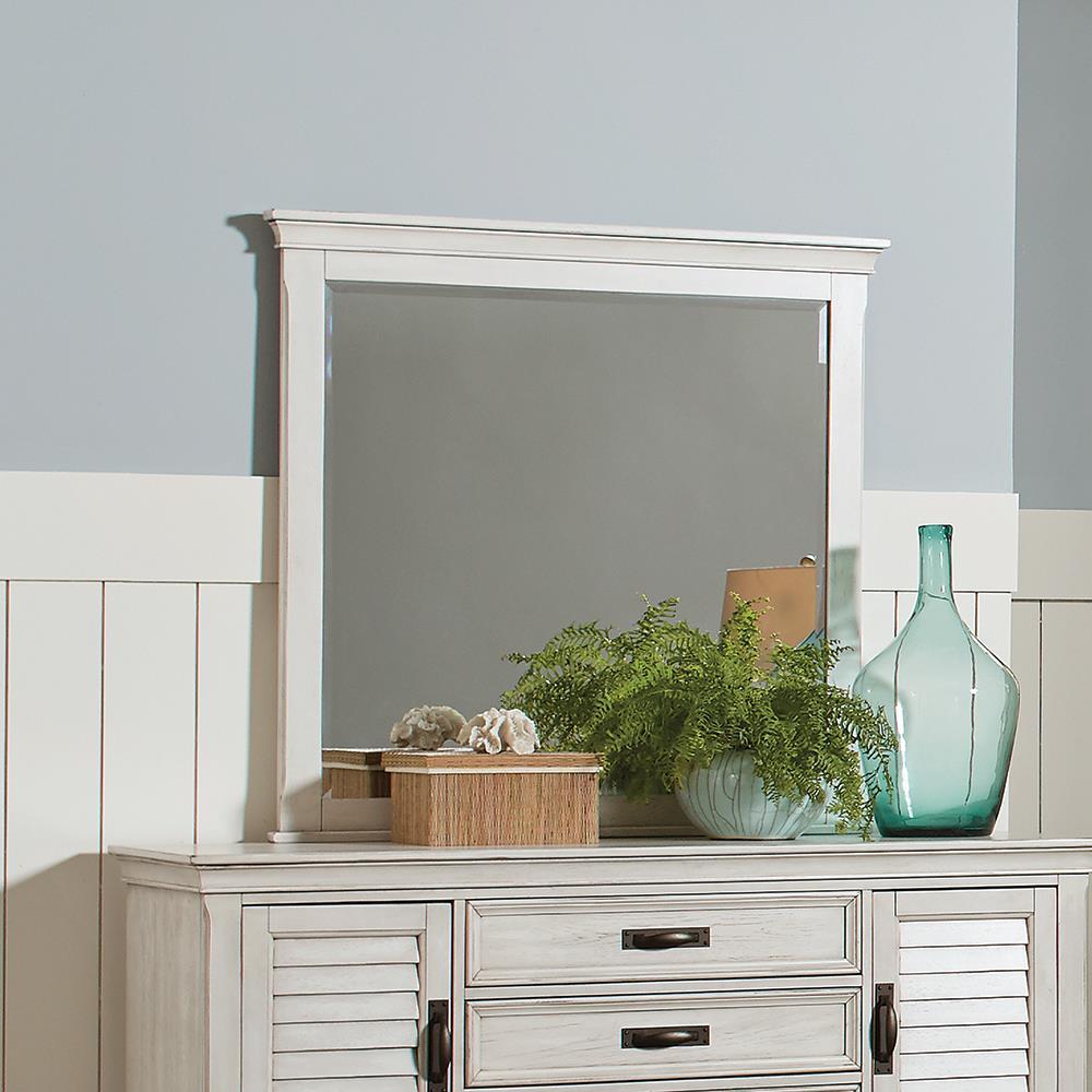 French Bungalow Storage Drawer Queen Bedroom Set