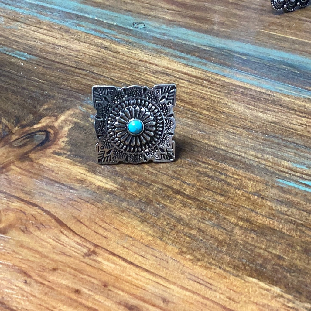 Large western ring